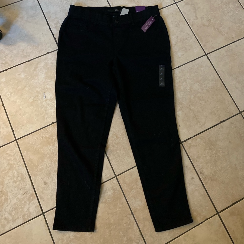 BRAND NEW Venezia Black (Lane Bryant) Skinny Jeans Size 18R